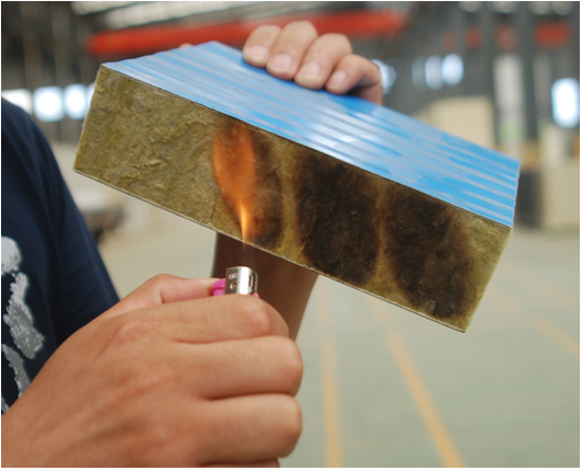 聚氨酯封边玻璃丝绵屋面板 聚氨酯封边玻璃丝绵屋面板