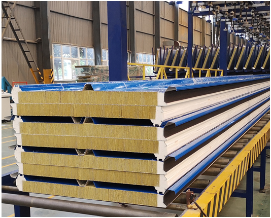 聚氨酯封边玻璃丝绵屋面板厂家 聚氨酯封边玻璃丝绵屋面板厂家