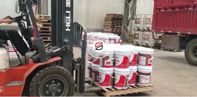 <b>真石漆外墙涂料发货</b>