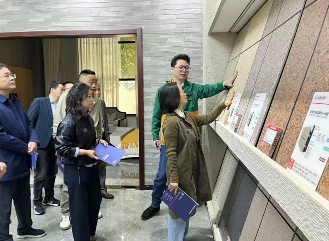 安徽省池州市贵池区政协赴长葛宝润达参观考察