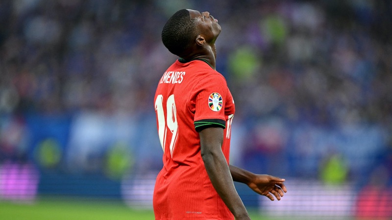 Manchester United Women vs Bayern München Women: Tứ kết Champions League nữ (NamMỹ)— Góc nhìn bóng đá Nam Mỹ