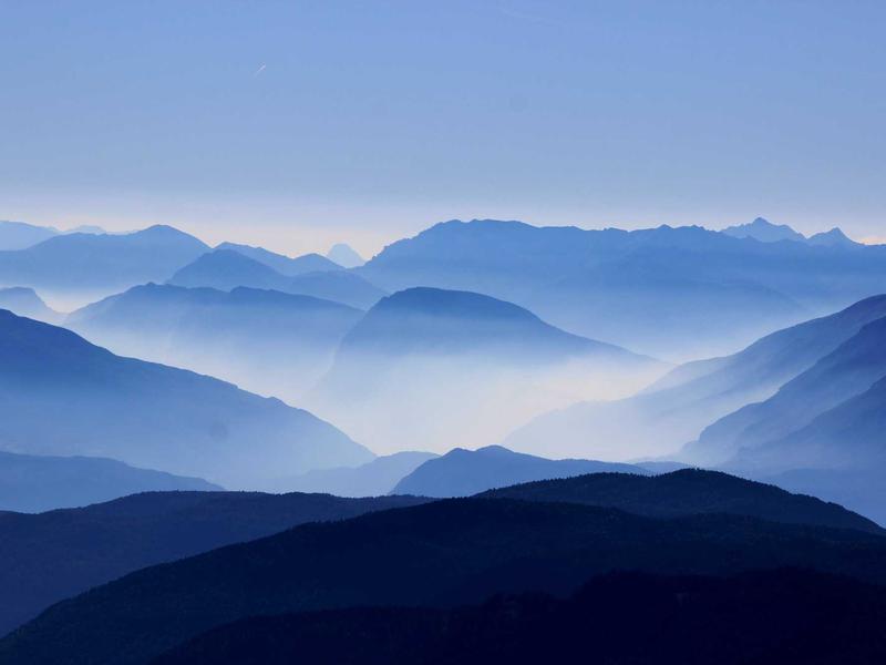 Từ cậu bé Hendrio đến Hoàng Hên (V-League)— Phân tích bóng đá Việt Nam